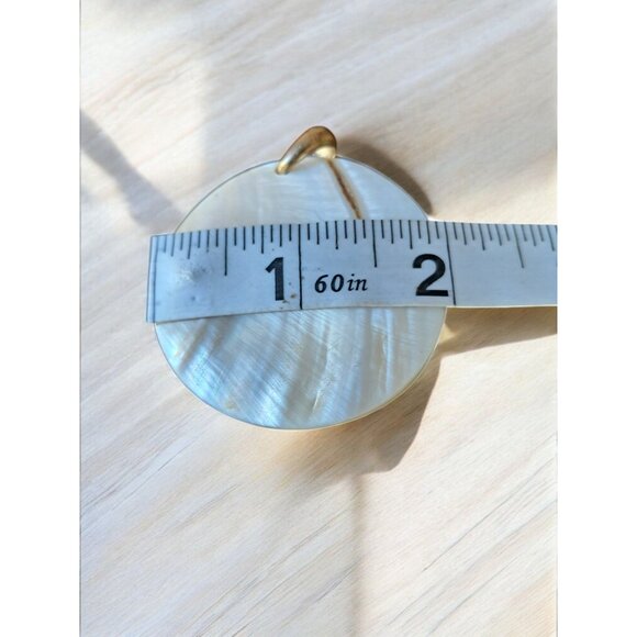 Iridescent Mother of Pearl Pendant - Picture 3 of 4